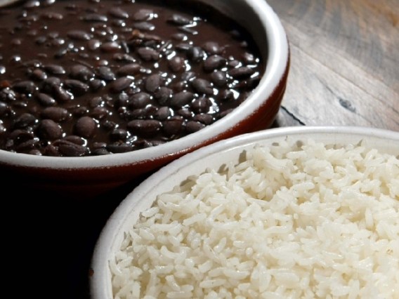 Favor não confundir