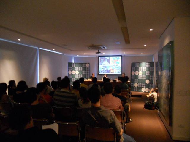 Quadrinheiros Explicam na Martins Fontes Paulista