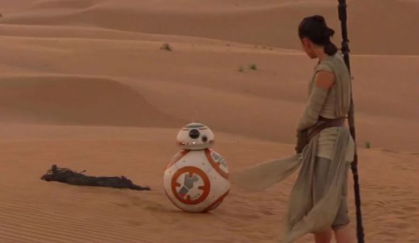 SWTFA-SS-HEADER-Rey-and-BB8-590x900